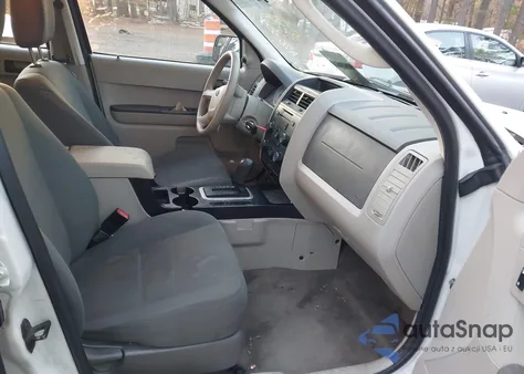 2011 Ford Escape Xls from USA, damaged, VIN 1FMCU0C70BKA76301